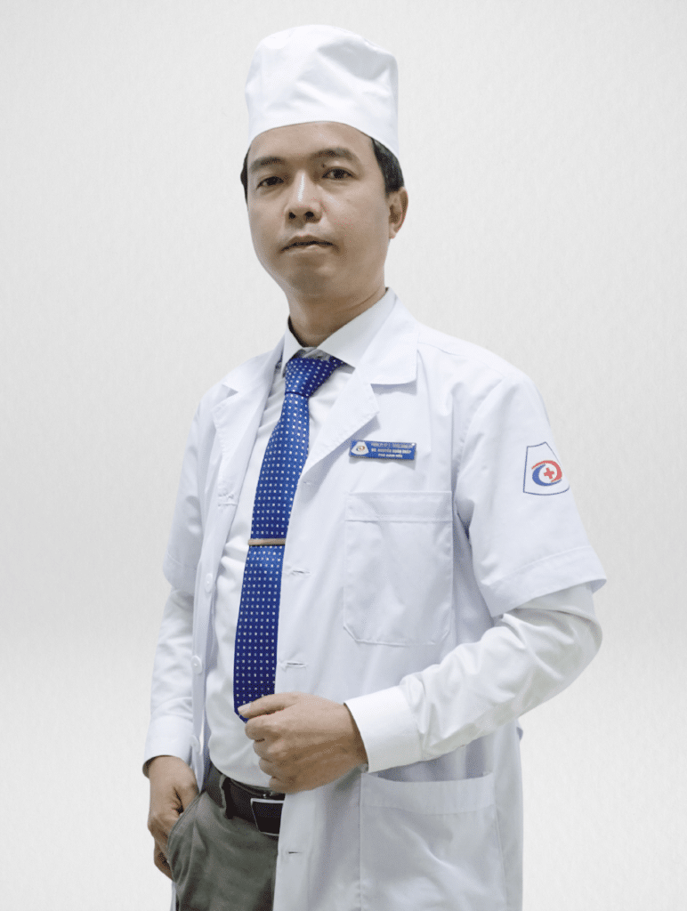 Giám đốc Chuyên môn Cơ sở Hải Hậu - Bs. Nguyễn Xuân Tháp. Giám đốc Chuyên môn Cơ sở Hải Hậu - Bs. Nguyễn Xuân Tháp.
